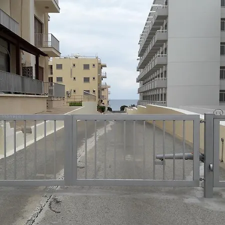 Protaras Sea View Apartment *
